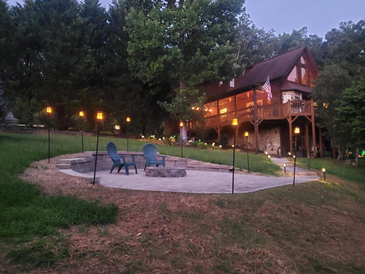 Smoky Mountain Cabin - Hot Tub - Fire Pit 머피 외부 사진